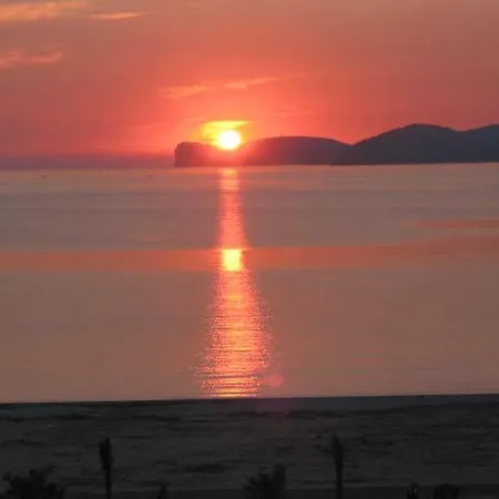 Lägenhet Alghero, Casa Di Roberto *