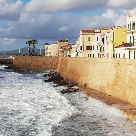 Alghero, Casa Di Roberto 아파트 알게로