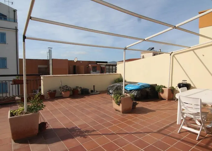 Alghero, Casa Di Roberto 阿尔盖罗