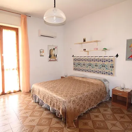 Alghero, Casa Di Roberto Lejlighed